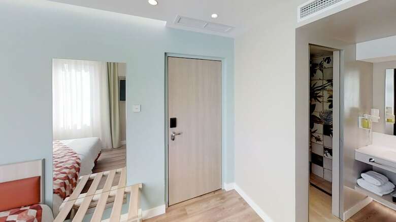 Kubic Athens Smart Hotel