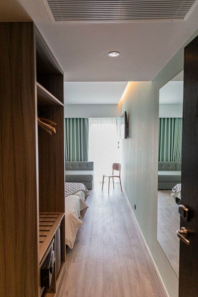 Kubic Athens Smart Hotel