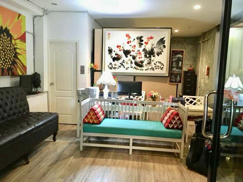 Hostal First 1 Boutique House At Sukhumvit 1
