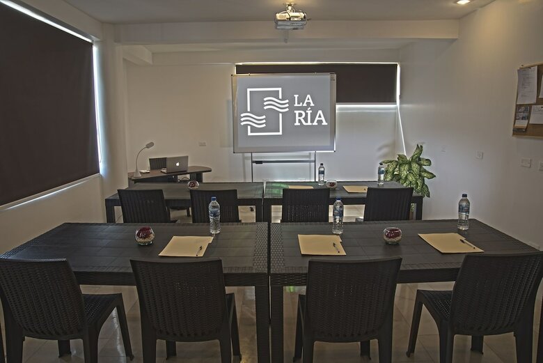 Hotel La R�a Playas