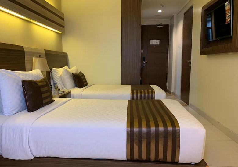 Sapphire Sky Hotel & Conference
