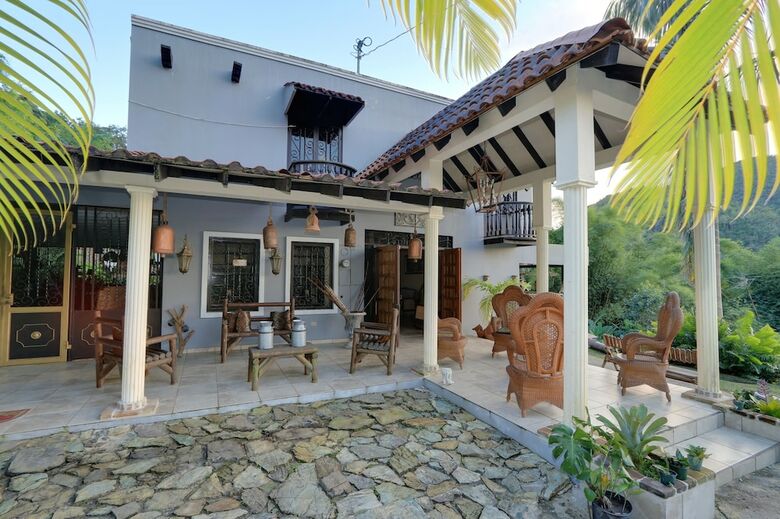 Hotel Hacienda Tres Casitas