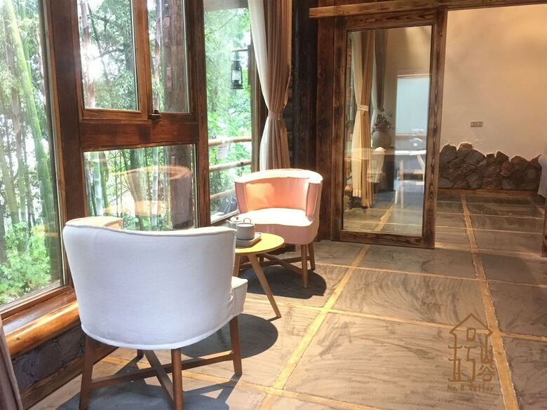 Bed & Breakfast No.5 Valley Lodge