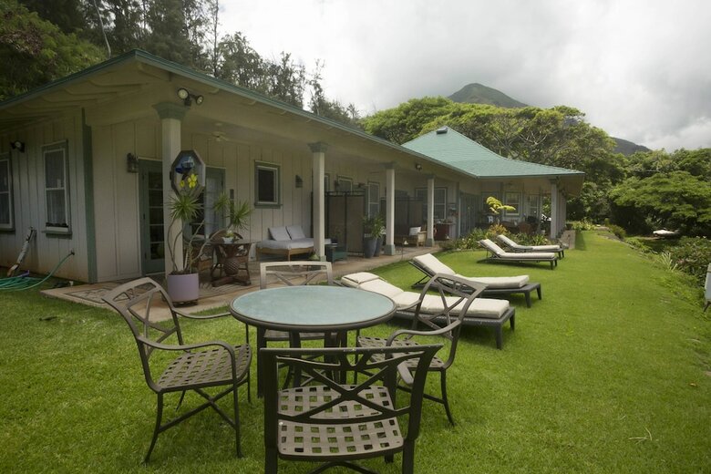 Bed & Breakfast Iao Valley Inn