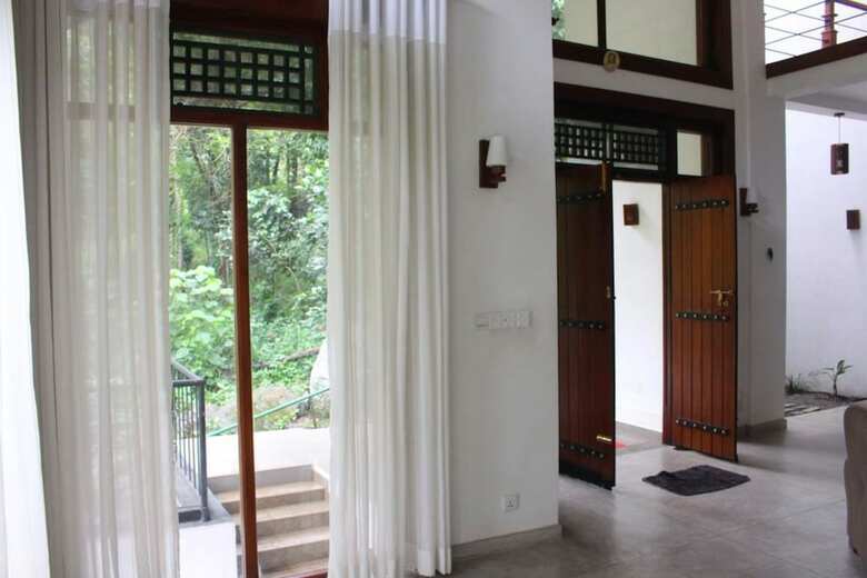 Hotel Win Care Homestay