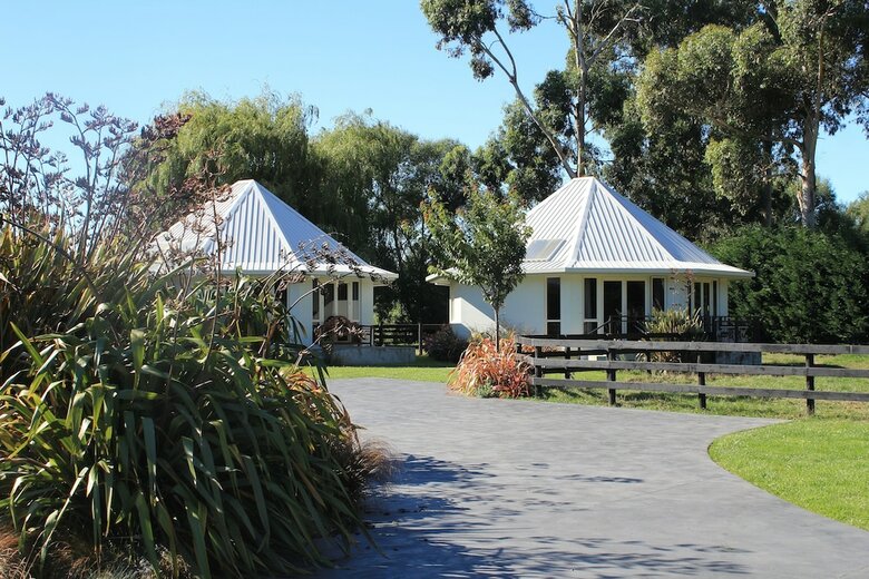 Agroturismo Silverstream Alpaca Farmstay And Tour