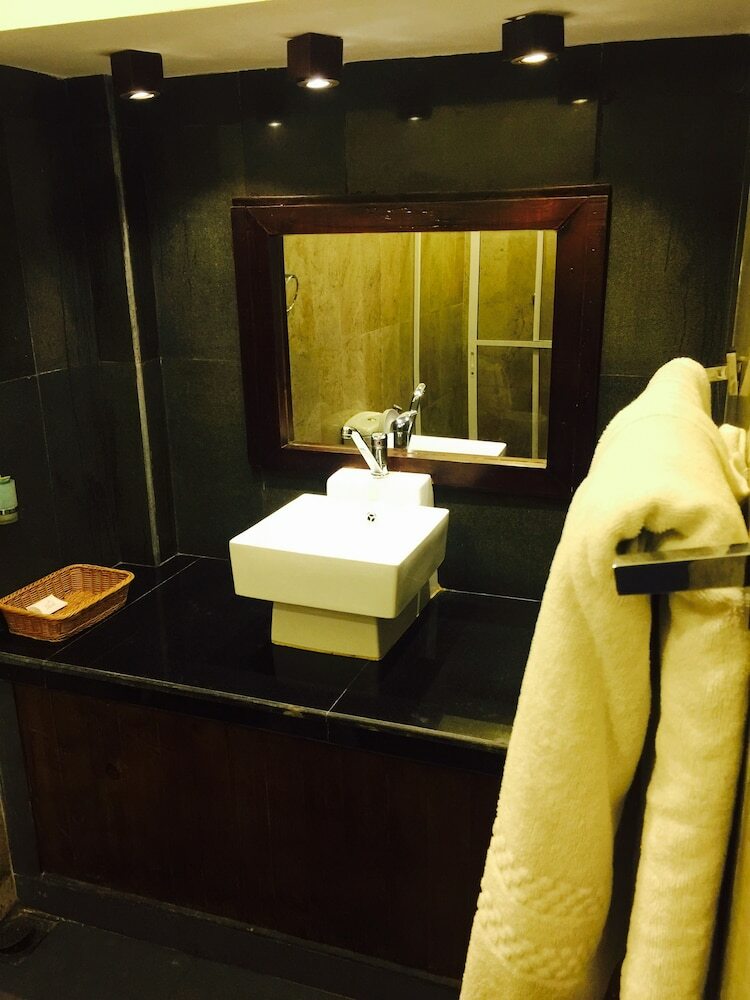 Hotel Sleek
