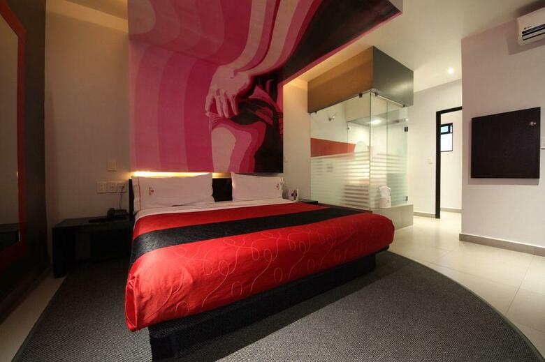 Auto Hotel Marques - Adults Only