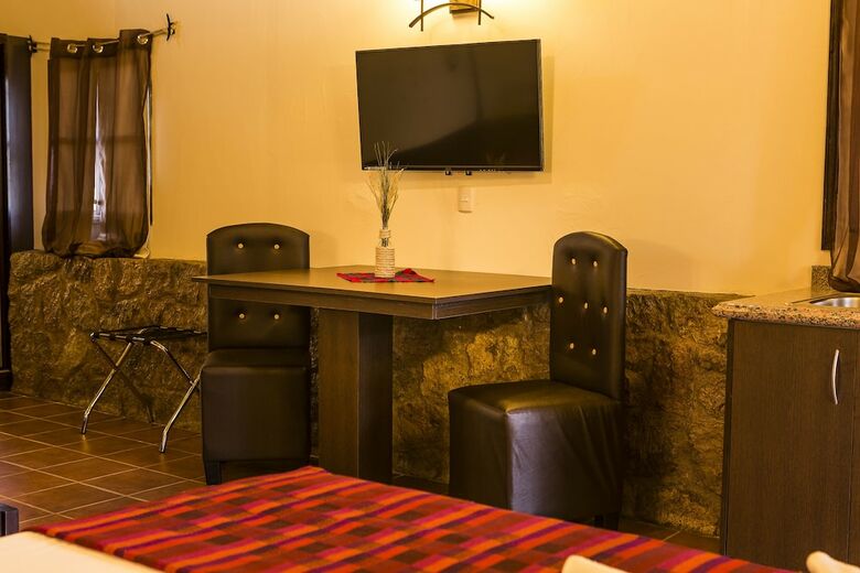 Hotel Mayan Hills Resort