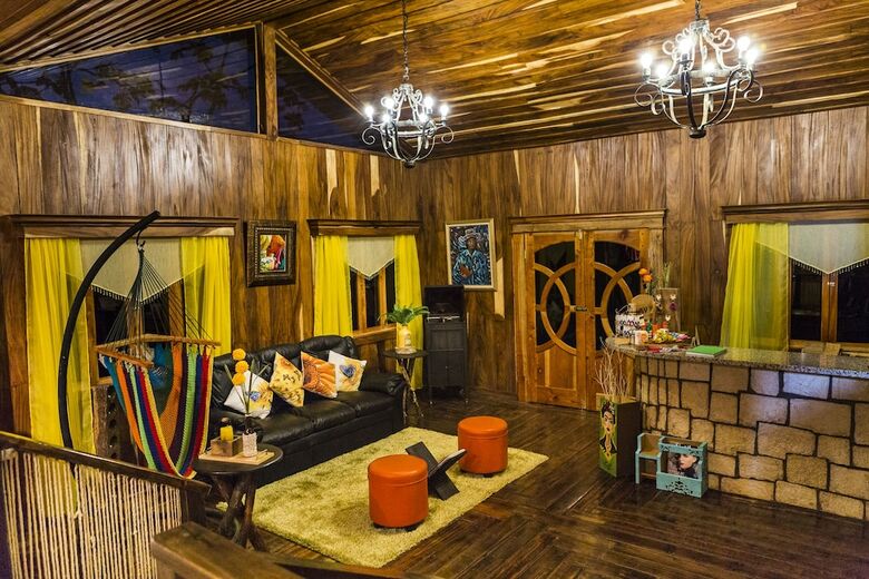 Hotel Mayan Hills Resort