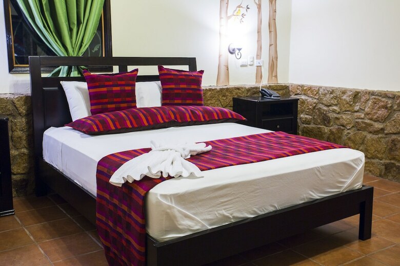Hotel Mayan Hills Resort