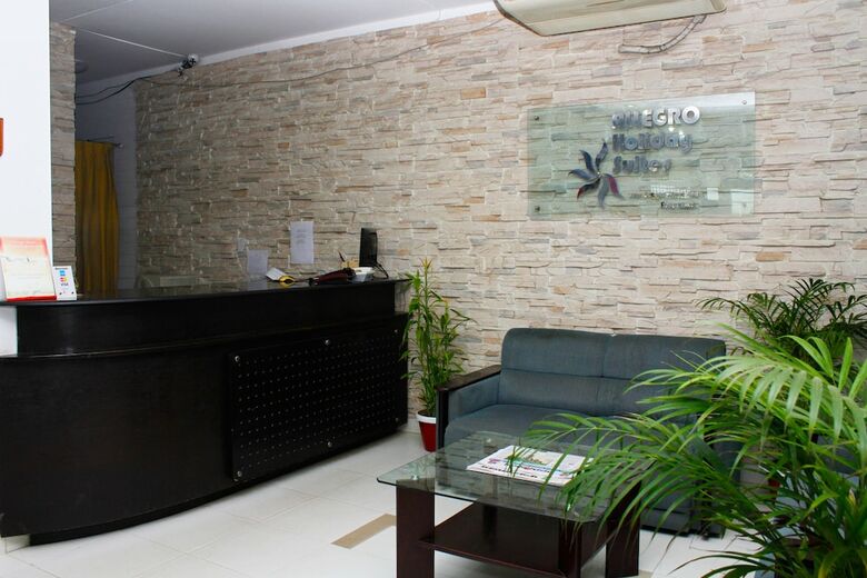 Hotel Allegro Holiday Suites