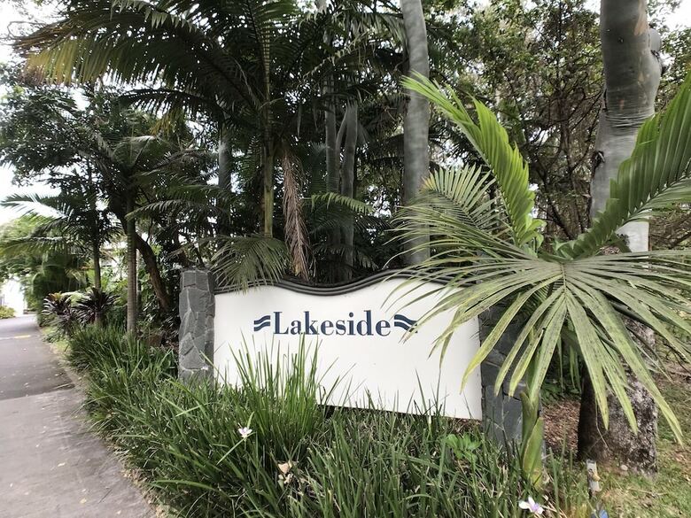 Hotel Treetops Lakeside Guesthouse