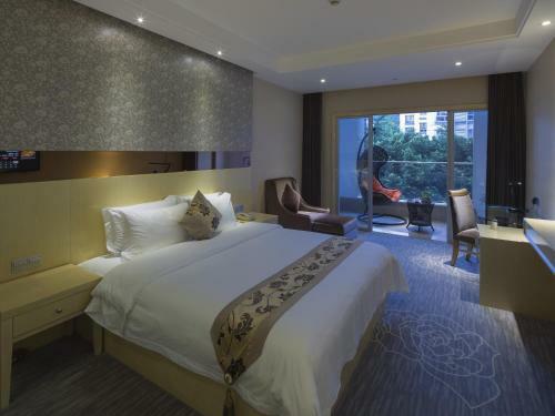 Paco Business Hotel Luo Gang Wan Da Branch