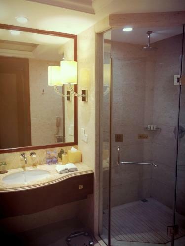 Hotel Yancheng Shuicheng Resort