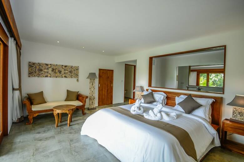 The Pandora Hotel