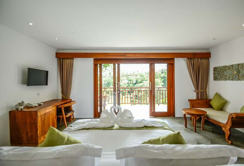 The Pandora Hotel