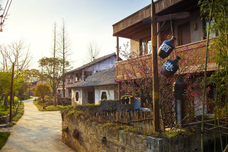 Hotel Wu Village