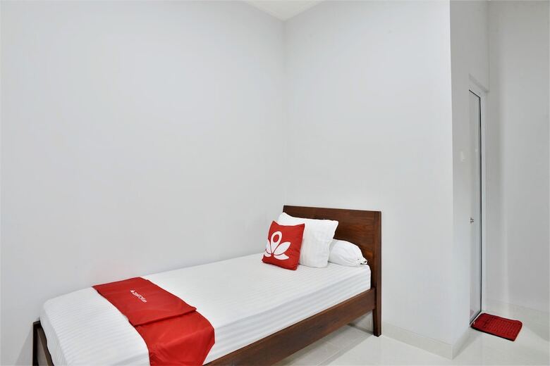 Hotel Zen Rooms Bintaro Sector 3