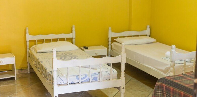 Hotel Cheri Ami