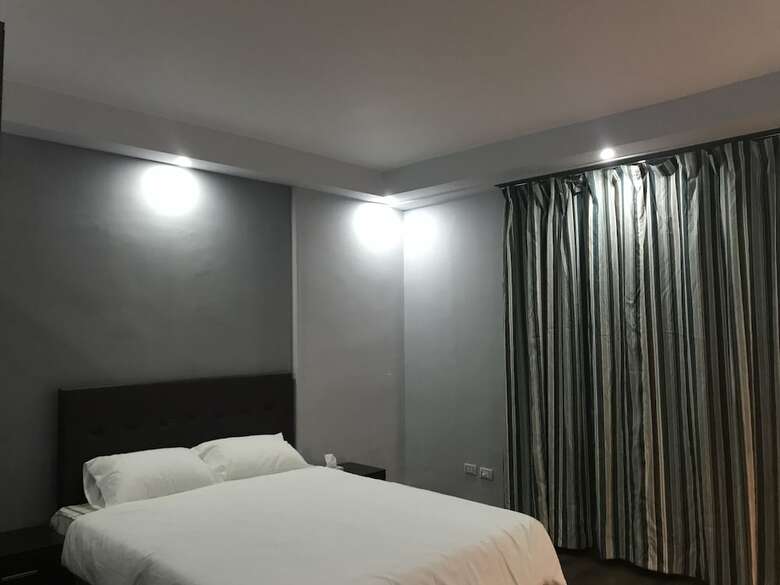 Hotel Nakhil Residence