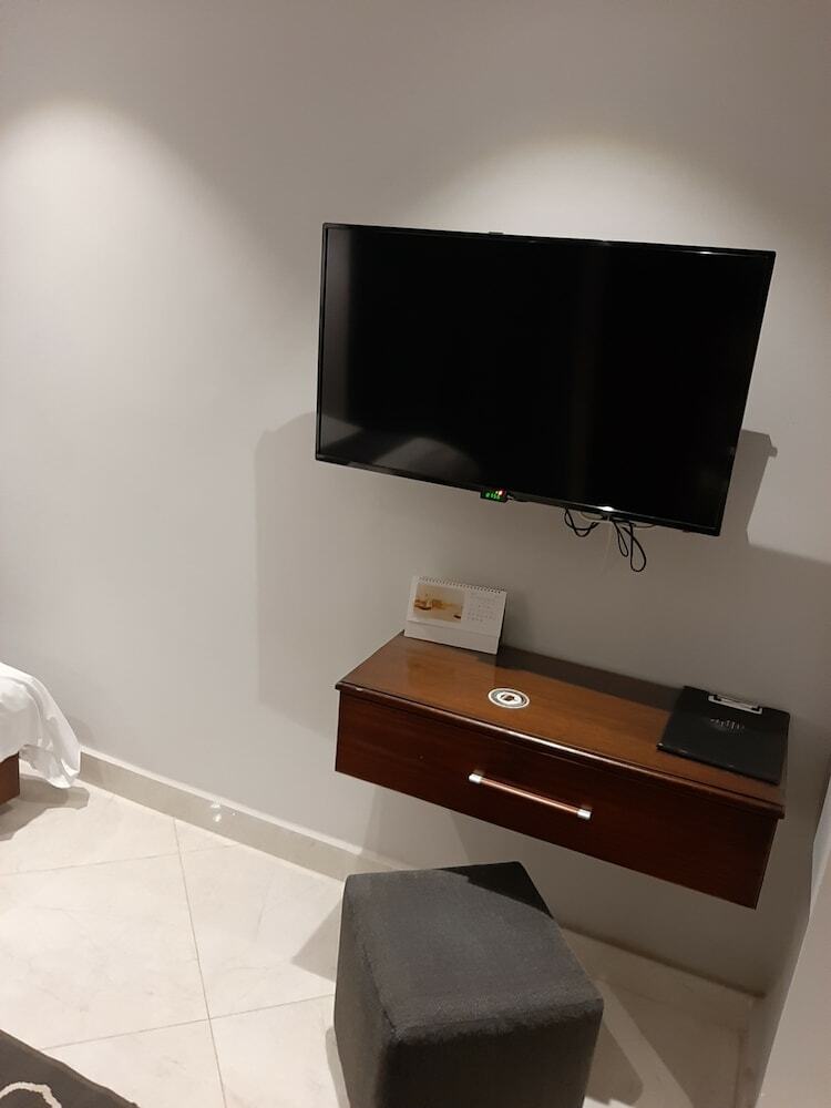 Hotel Nakhil Residence
