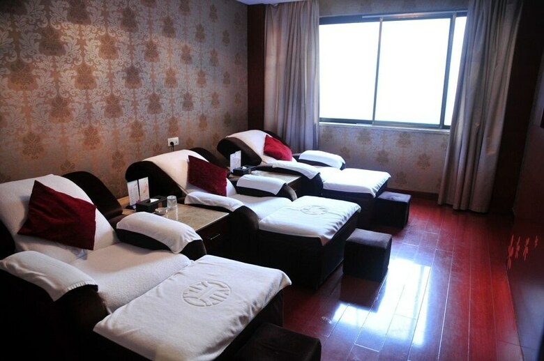 Hunan Huatian Hotel