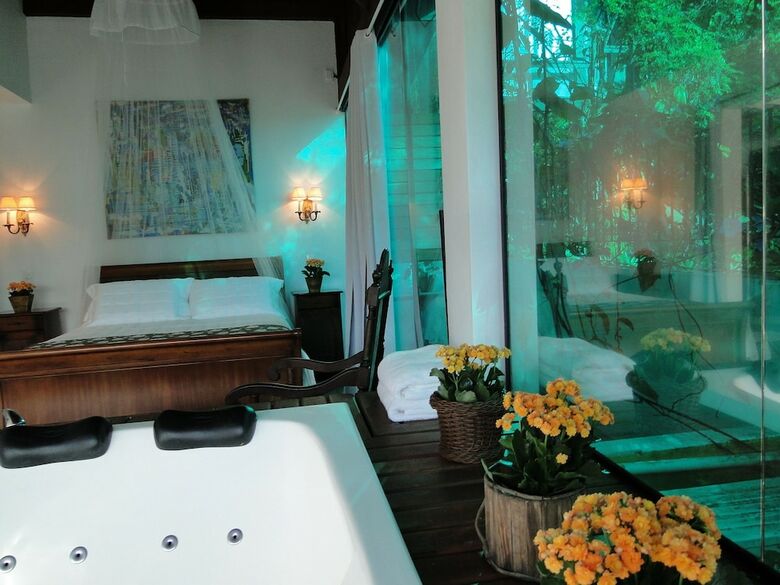Hotel Bistr� E Guest House Isadora Duncan