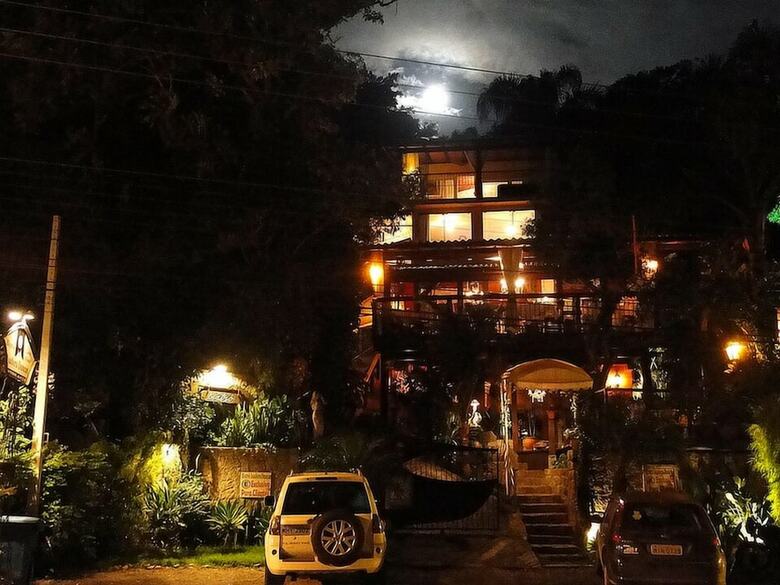 Hotel Bistr� E Guest House Isadora Duncan