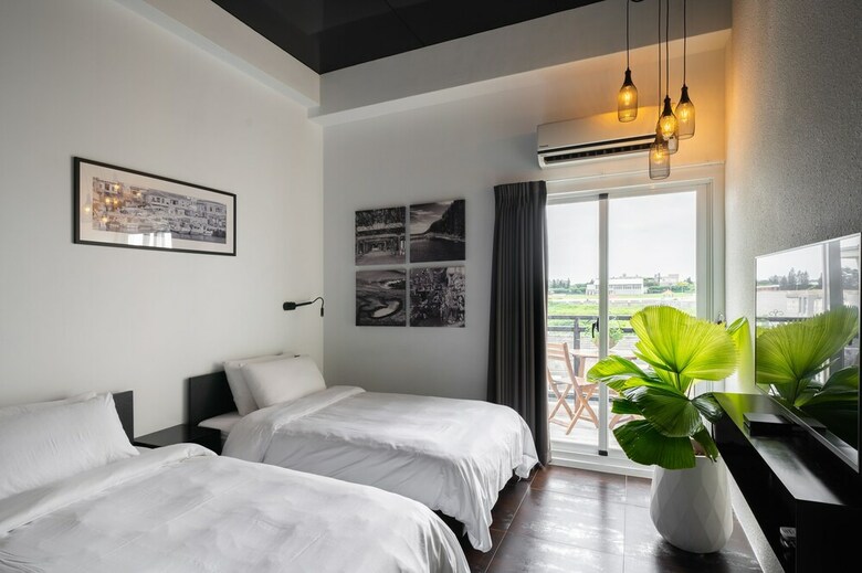 Color Reefs B&B