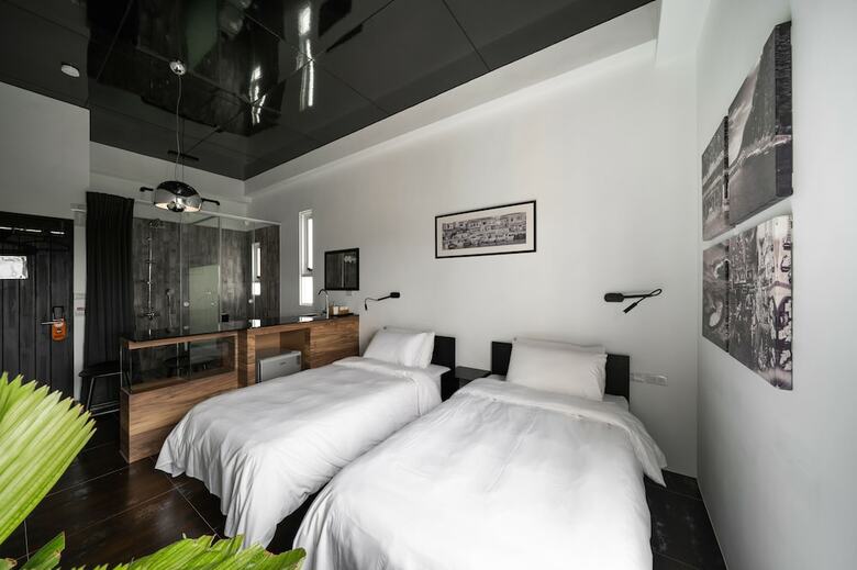 Color Reefs B&B