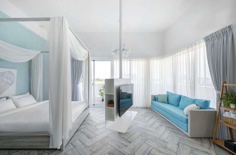 Color Reefs B&B