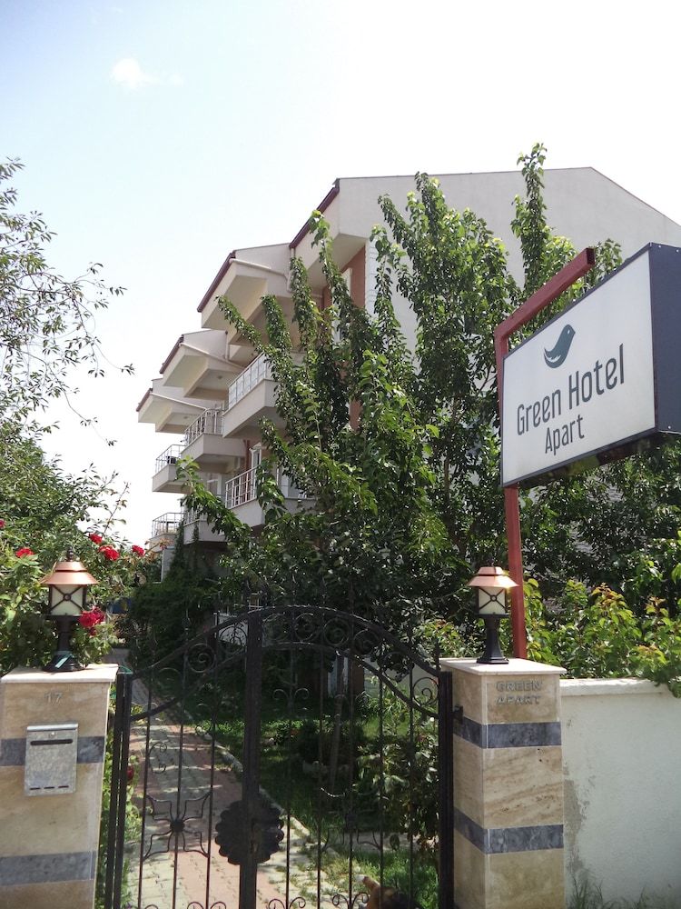 Karaa?a� Green Hotel Apart
