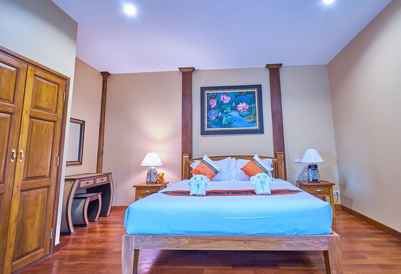 Hotel Hueankhamhom Resort
