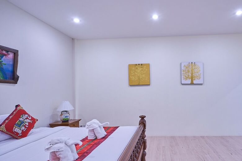 Hotel Hueankhamhom Resort