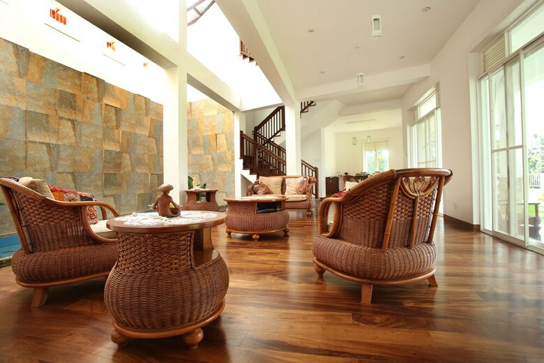 Sunlit Villa