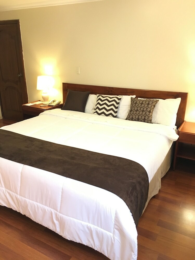 Hotel Nass Pinar Del Lago
