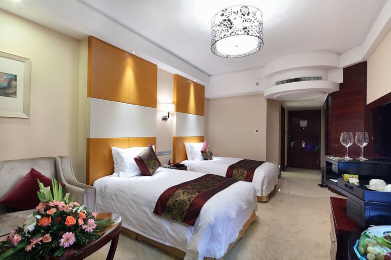 S&n Grand Hotel Chaohu