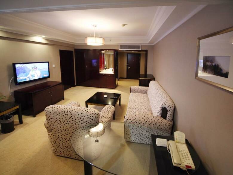 Jiujiang S&n International Hotel
