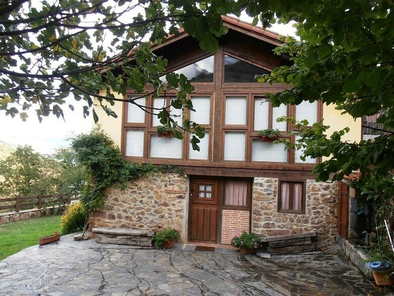 Apartamentos Rurales Los Picos de Redo