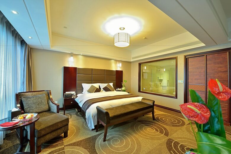 Excemon Cixi Guomai Hotel
