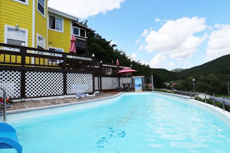 Yellowstar Pension