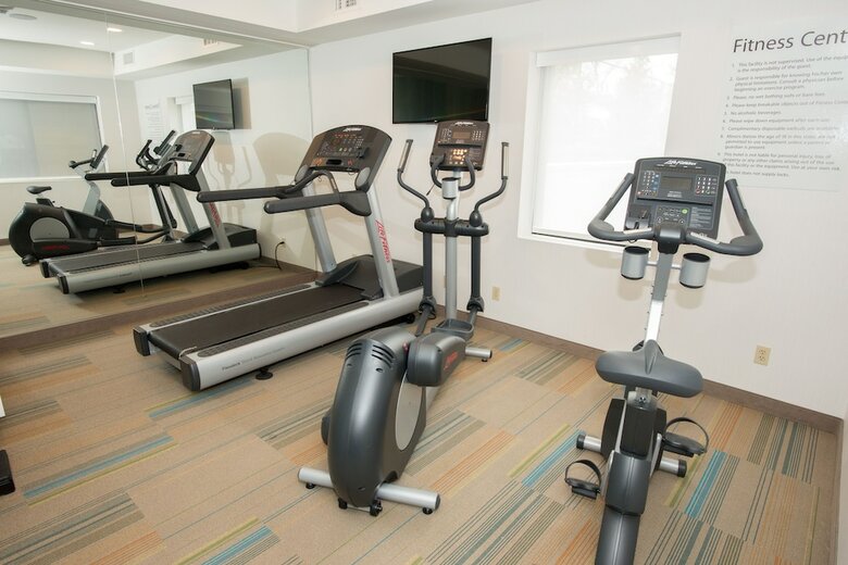 Hotel Holiday Inn Express Roslyn - Manhasset Area