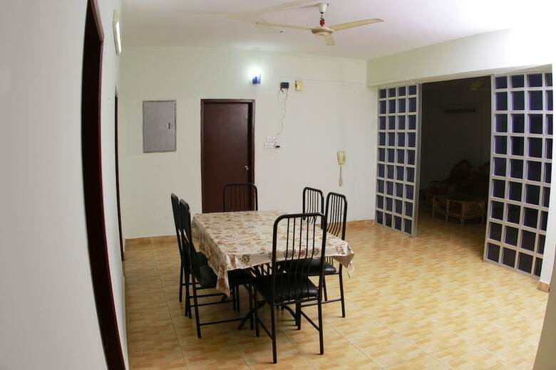 Hotel Hillside Holiday Home