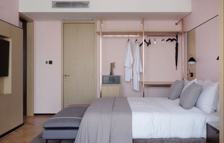 Ophelia299 Boutique Hotel