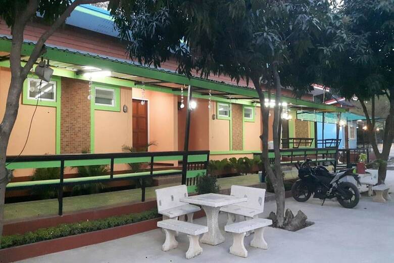 Hotel Home Hug Pak Sabai