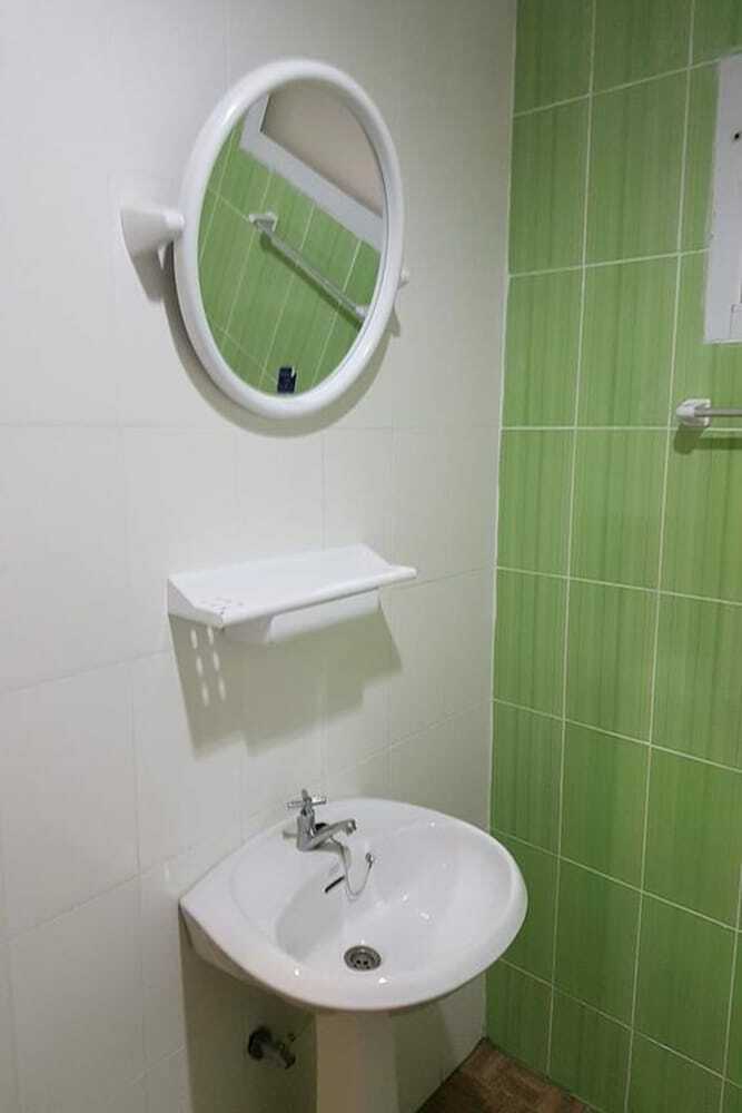 Hotel Home Hug Pak Sabai