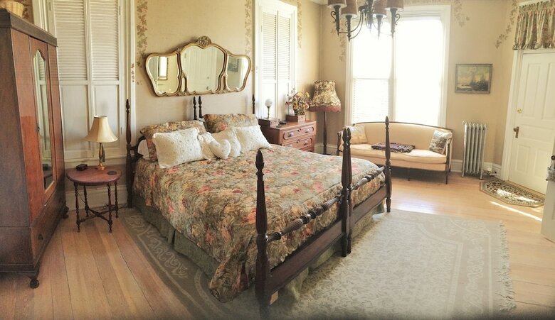 Ellerbeck Mansion Bed & Breakfast