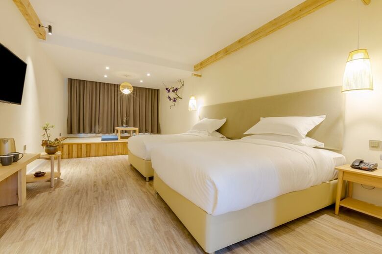 Hotel Sukham Advesa Emei