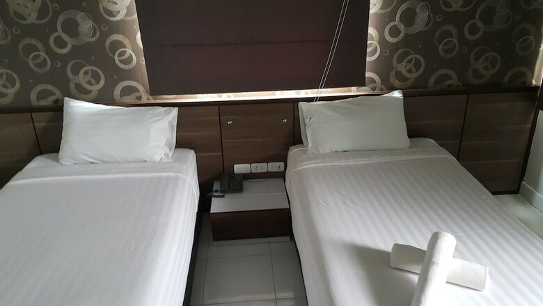The Living Hotel At Surat Thani